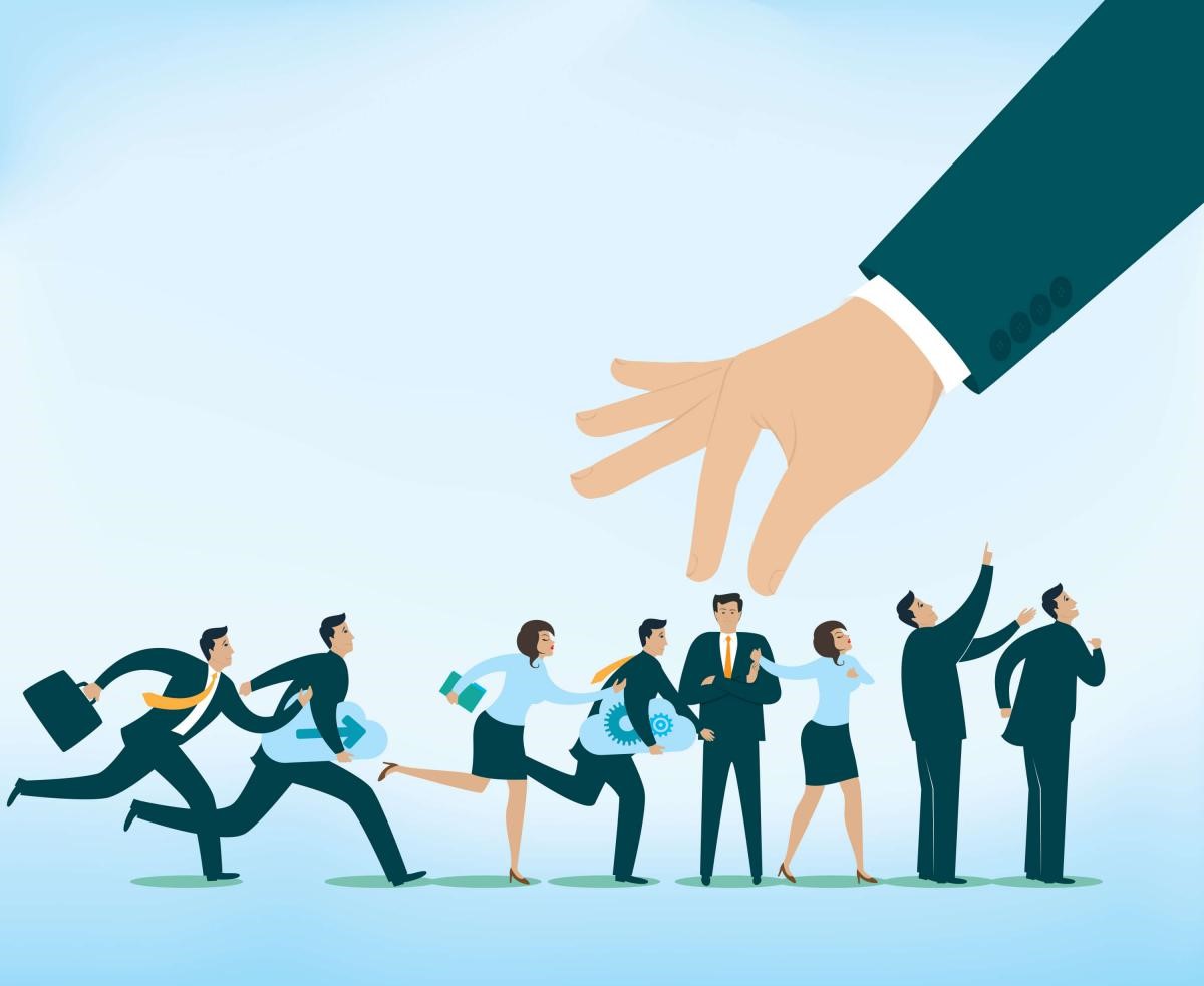 Chọn website cá nhân để khác biệt và lâu dài.